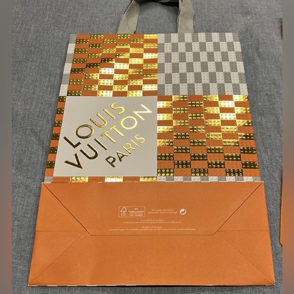 Louis Vuitton 2022 Holiday Lego Shopping Bag - Picture 4 of 5
